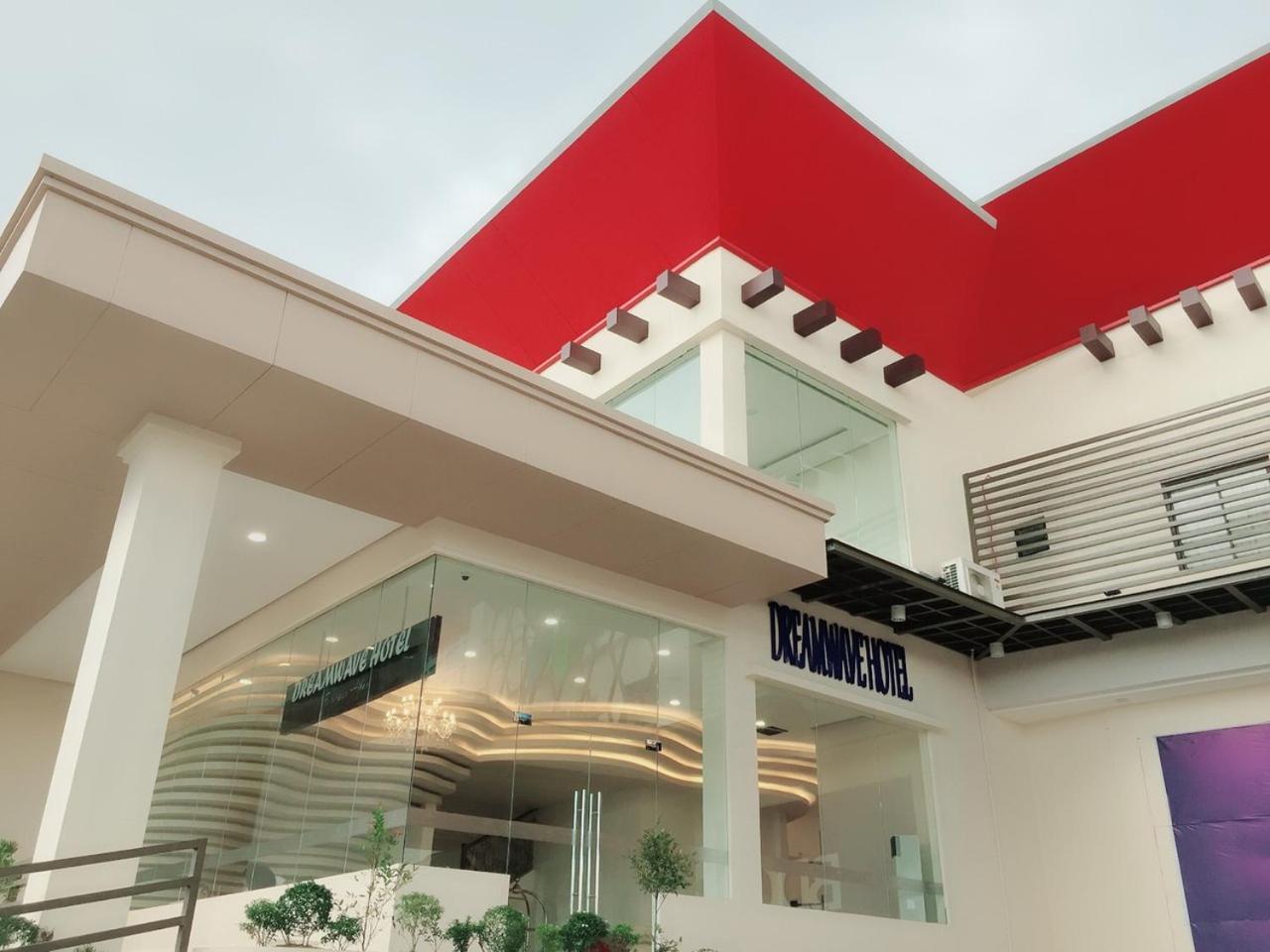 Dreamwave Hotel Polangui Buitenkant foto